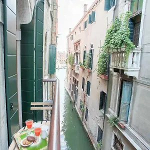 san-marco-romantic-dream.hotelslidodijesolo.com/